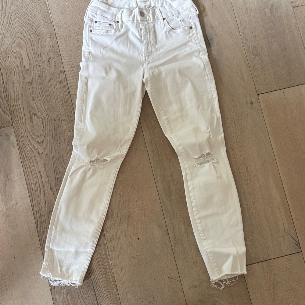 MOTHER Women's Off-White Distressed Skinny Jeans